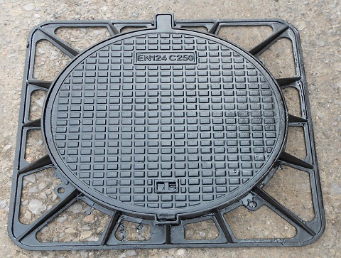 Medium Duty Manhole Cover